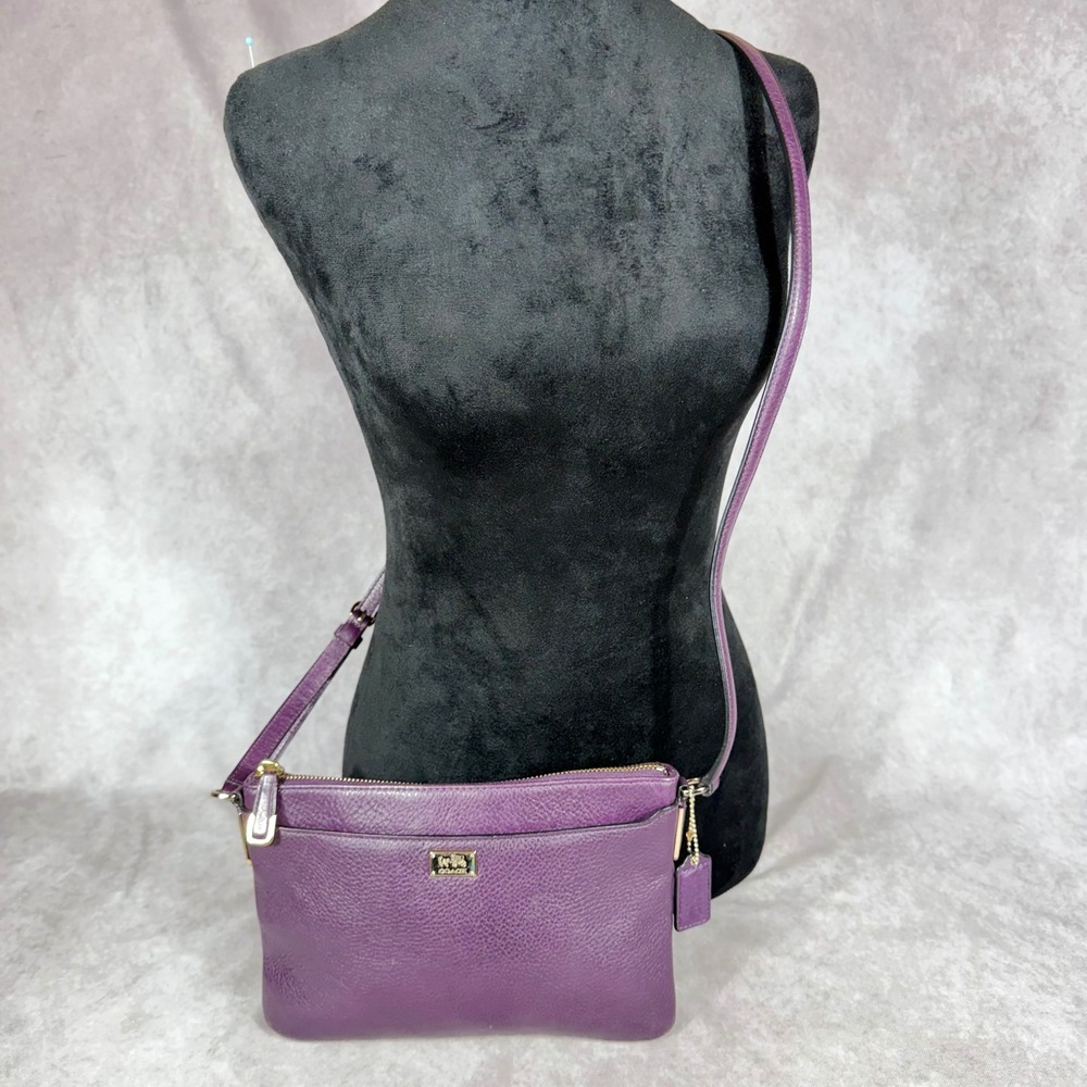 Coach Purple Pebbled Leather‎ Crossbody Bag Gold Hardware Slim Messenger Purse